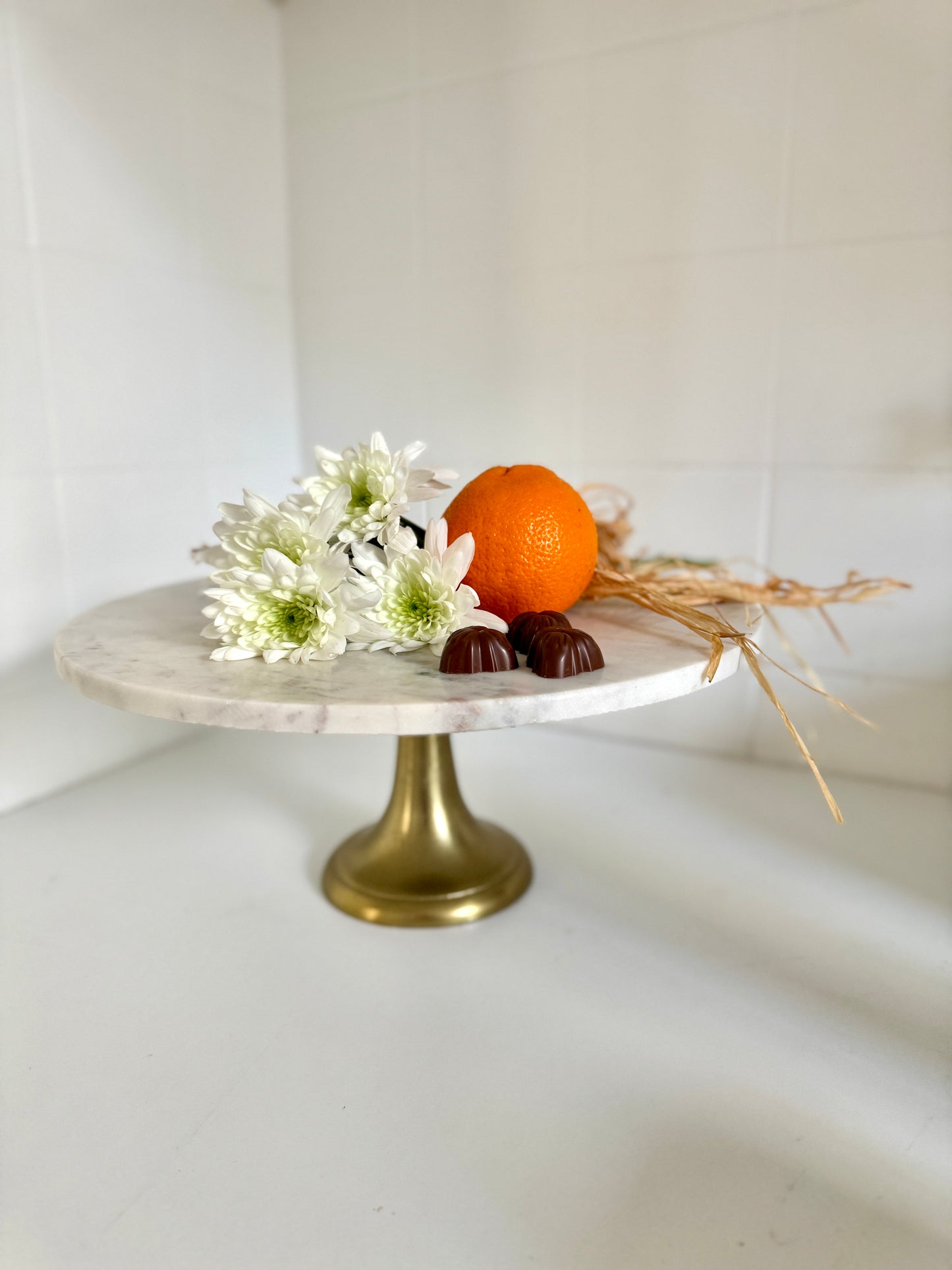 Cake Stand in White Marble with Gold Base - Large