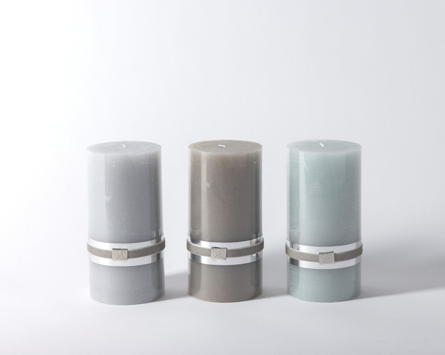 Rustic Paraffin Candle in Light Grey - Tall Medium