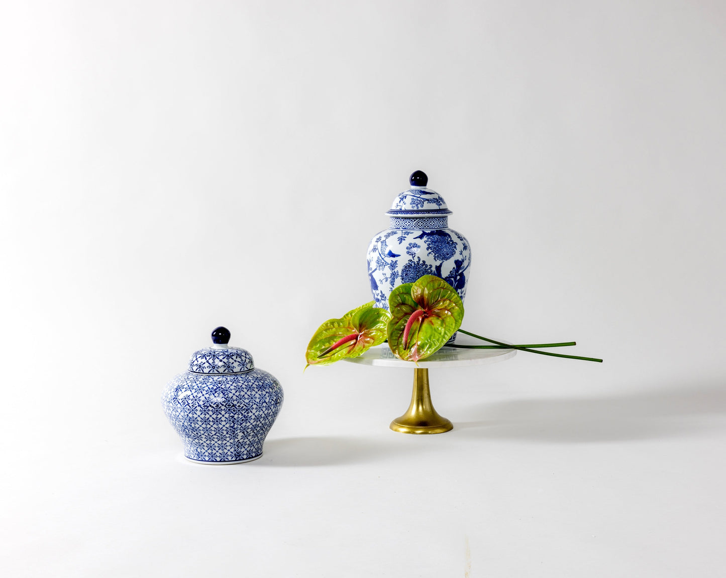 Cake Stand in White Marble with Gold Base - Medium